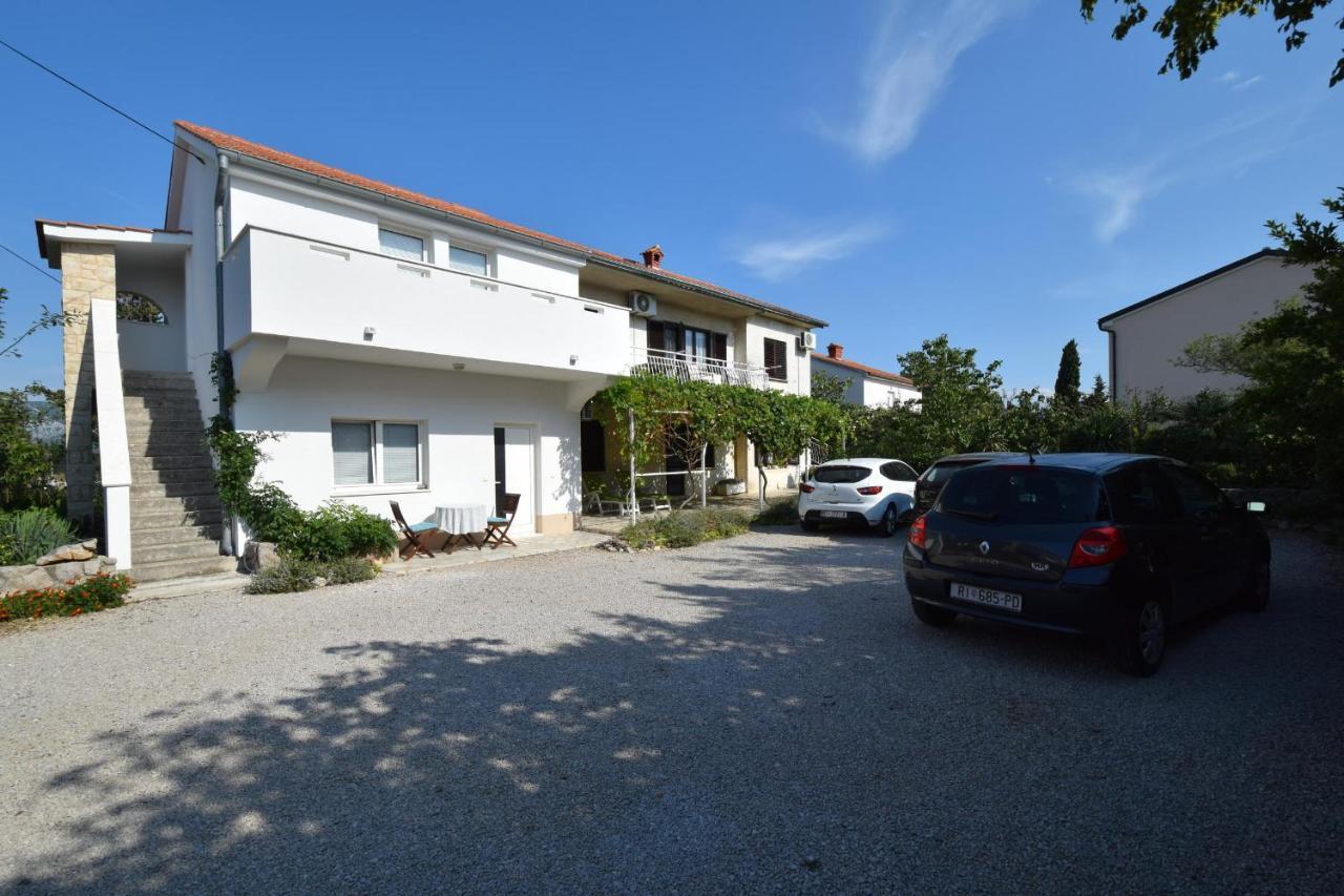 Apartments Blazevic Omišalj Kültér fotó