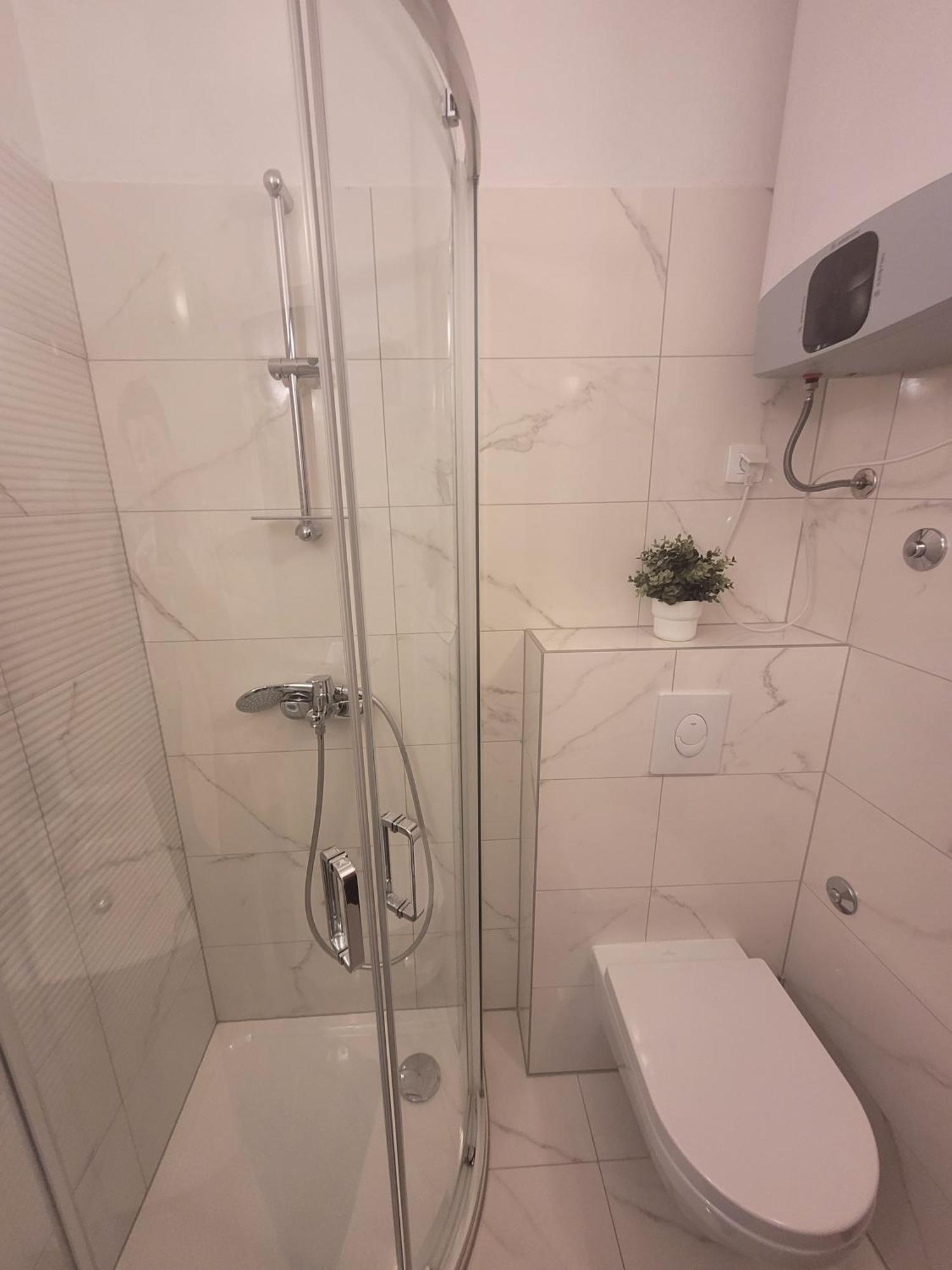 Apartments Blazevic Omišalj Kültér fotó