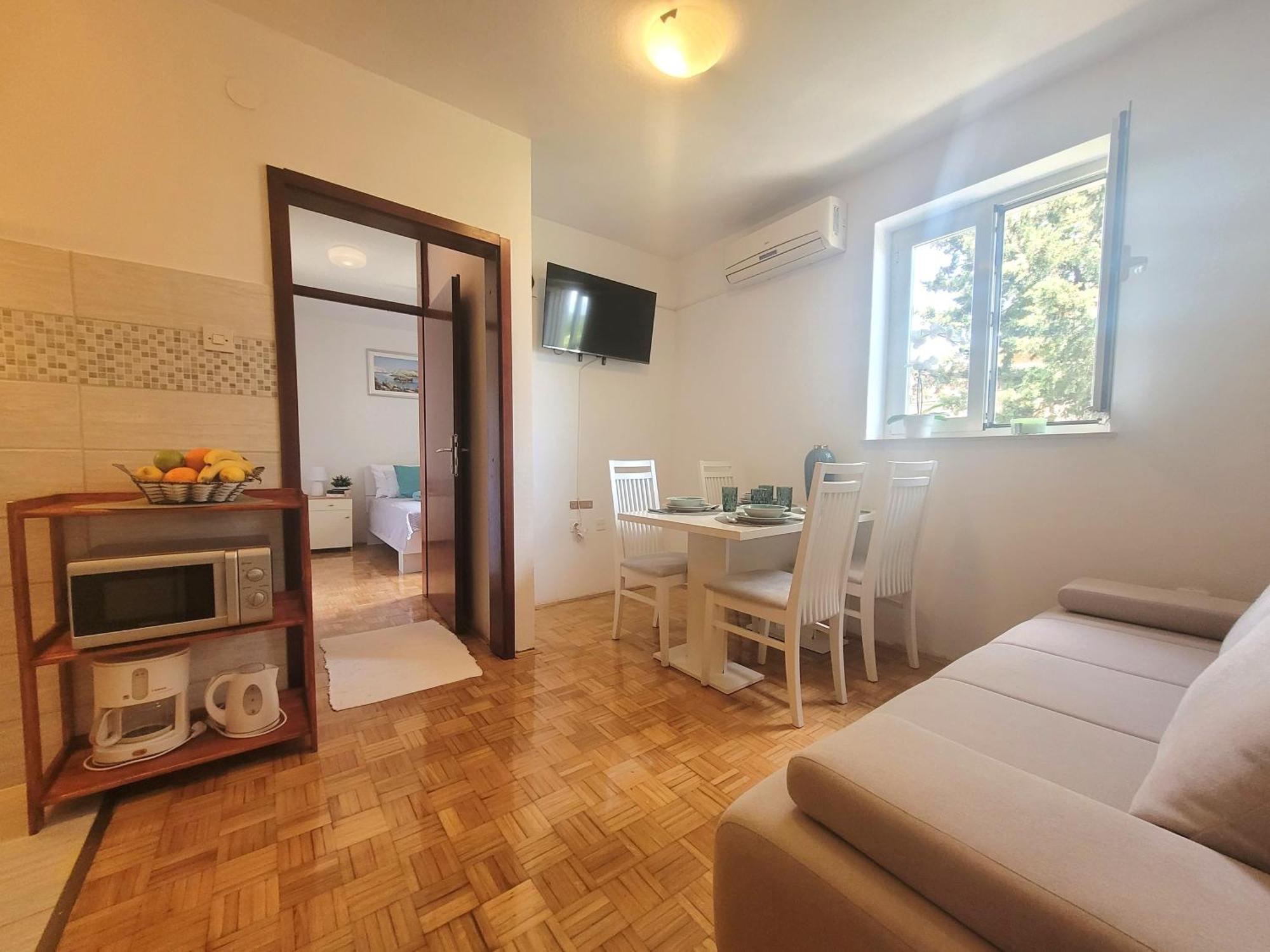 Apartments Blazevic Omišalj Kültér fotó