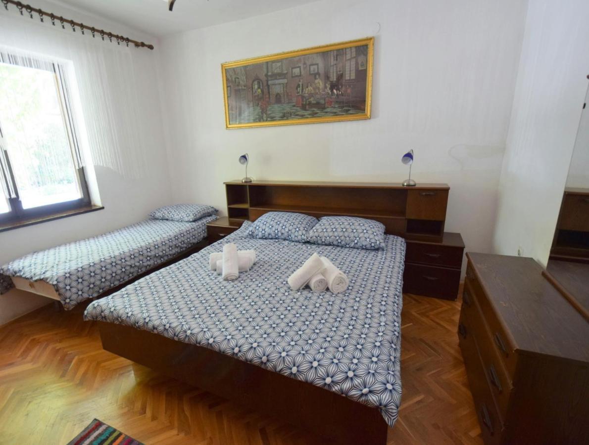 Apartments Blazevic Omišalj Kültér fotó
