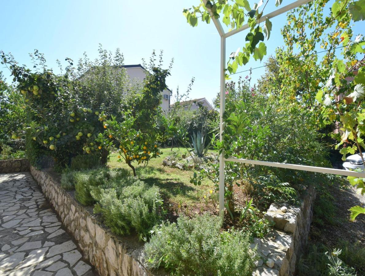 Apartments Blazevic Omišalj Kültér fotó