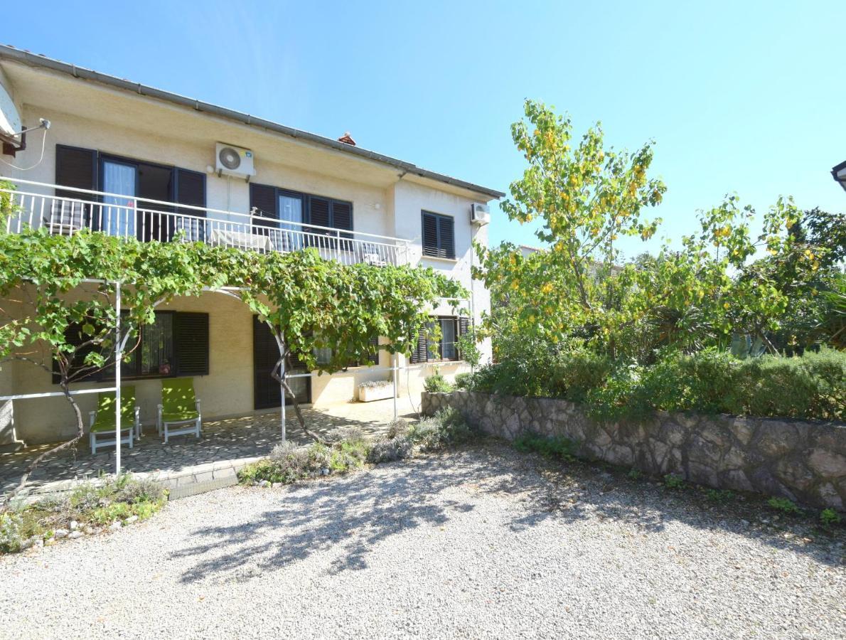 Apartments Blazevic Omišalj Kültér fotó